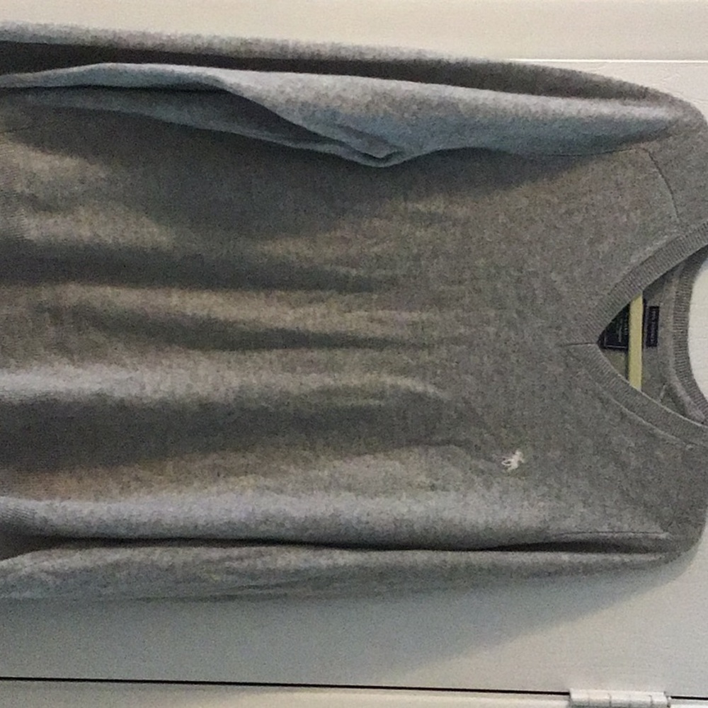 Cashmere light grey sweater